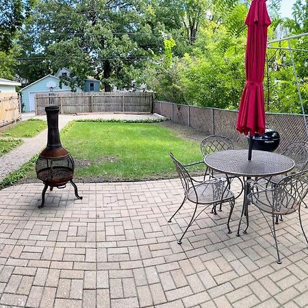 *King Bed/3Bds House Near Naval Base & 6Flags* Appartement Waukegan Buitenkant foto