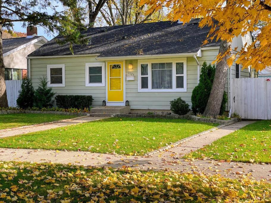*King Bed/3Bds House Near Naval Base & 6Flags* Appartement Waukegan Buitenkant foto